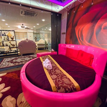 J Boutique Hotel 新张优惠 Muar Εξωτερικό φωτογραφία