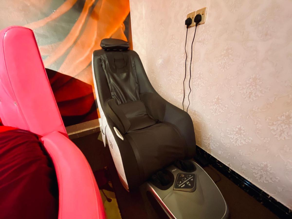 J Boutique Hotel 新张优惠 Muar Εξωτερικό φωτογραφία