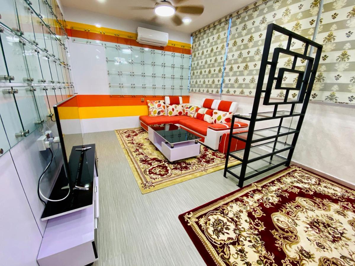 J Boutique Hotel 新张优惠 Muar Εξωτερικό φωτογραφία