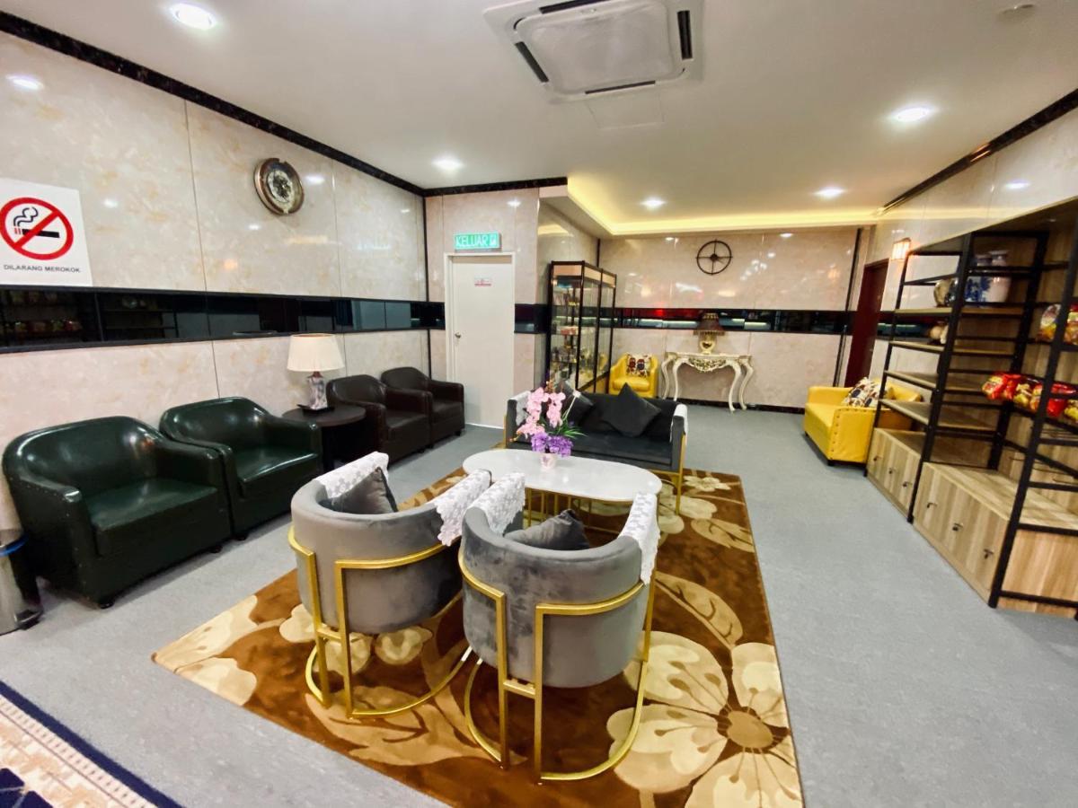J Boutique Hotel 新张优惠 Muar Εξωτερικό φωτογραφία