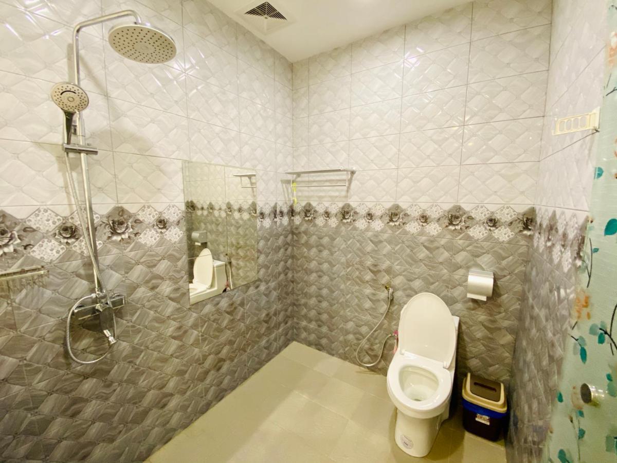 J Boutique Hotel 新张优惠 Muar Εξωτερικό φωτογραφία