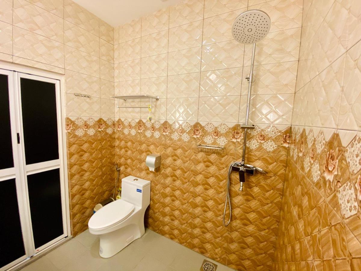 J Boutique Hotel 新张优惠 Muar Εξωτερικό φωτογραφία
